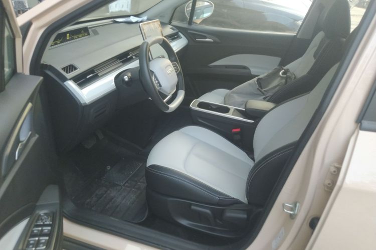 哪吒汽车 哪吒AYA 2023款 401局部细节19