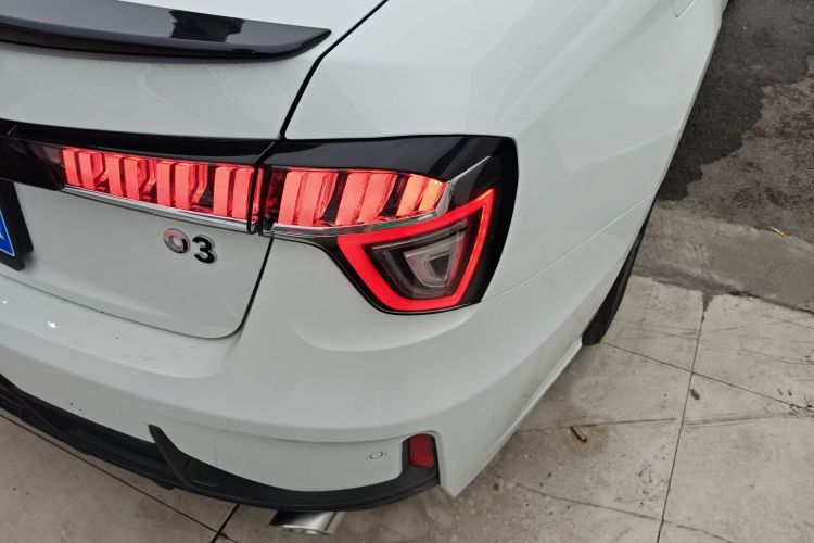 领克03 2022款 1.5TD DCT劲Plus车身外观6006