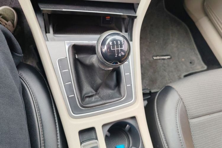 大众 高尔夫 2015款 1.4TSI 手动舒适型局部细节18