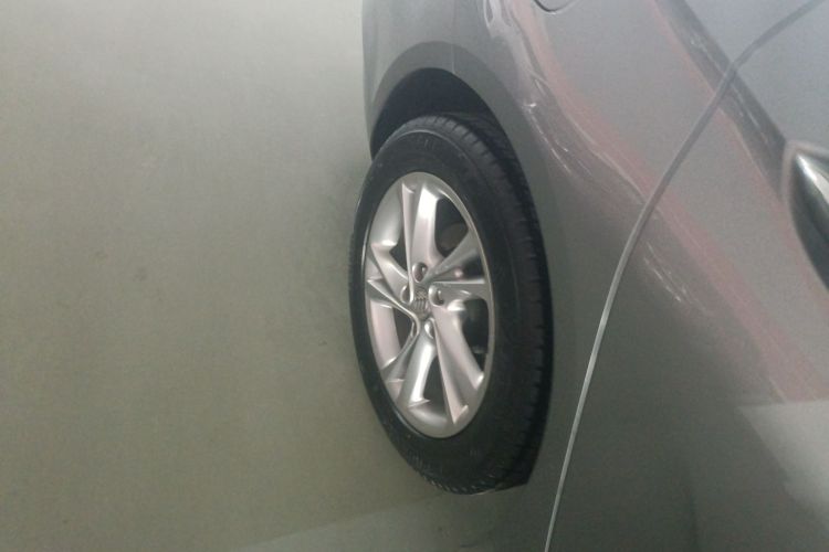 别克 君威 2023款 552T 智享型车身外观6008