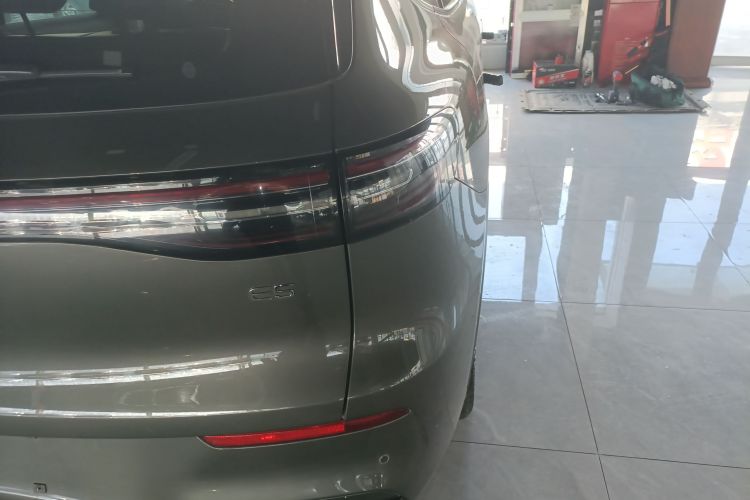 吉利银河 银河E5 2024款 530km 星舰版车身外观9