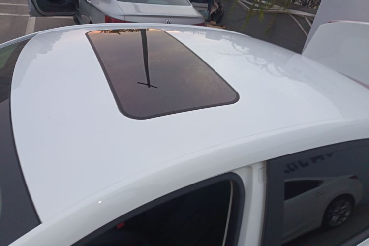 荣威i5 2021款 1.5L CVT黑金版局部细节57