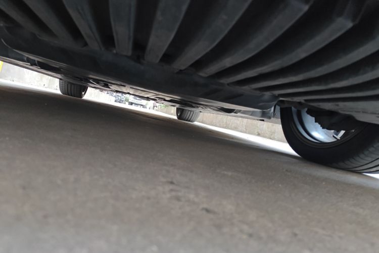 奔驰E级(进口) 2020款 E 260 轿跑车局部细节9008