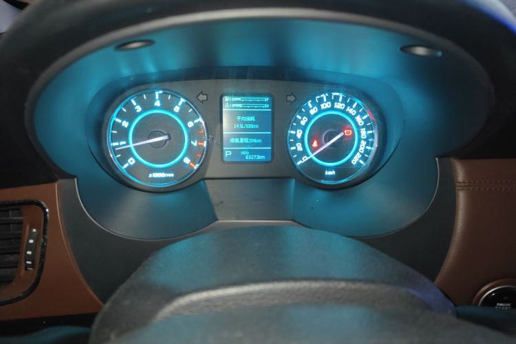 江汽集团 瑞风M5 2016款 2.0T 汽油自动公务版局部细节14