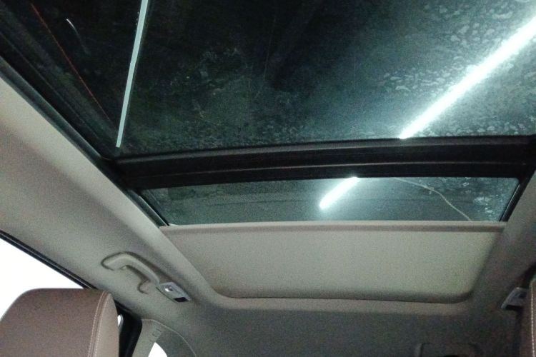 宝马X1 2018款 sDrive18Li 尊享型中控内饰22