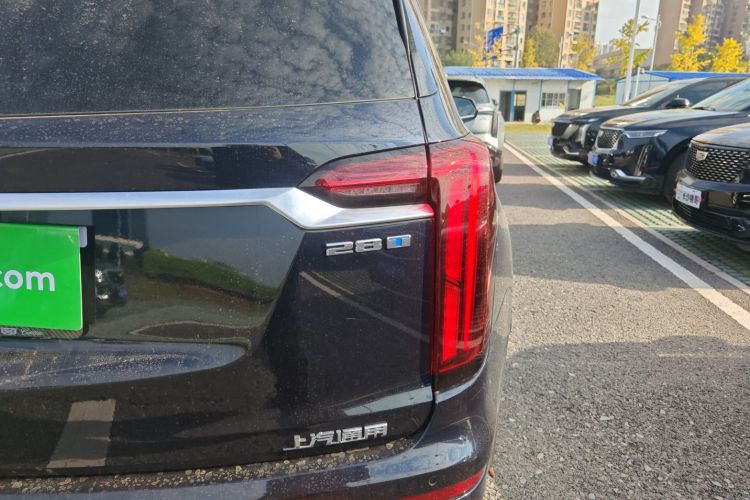 凯迪拉克XT6 2022款 2.0T 六座四驱豪华型标准版车身外观9