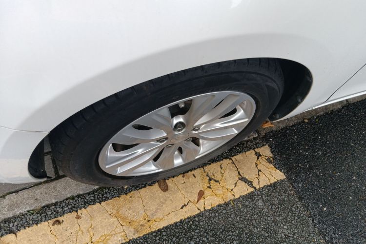 别克 英朗 2021款 典范 1.5L 自动精英型车身外观6002