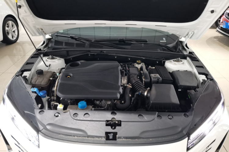 长安 逸动 2024款 1.5T GDI自动 旗舰型机舱底盘24