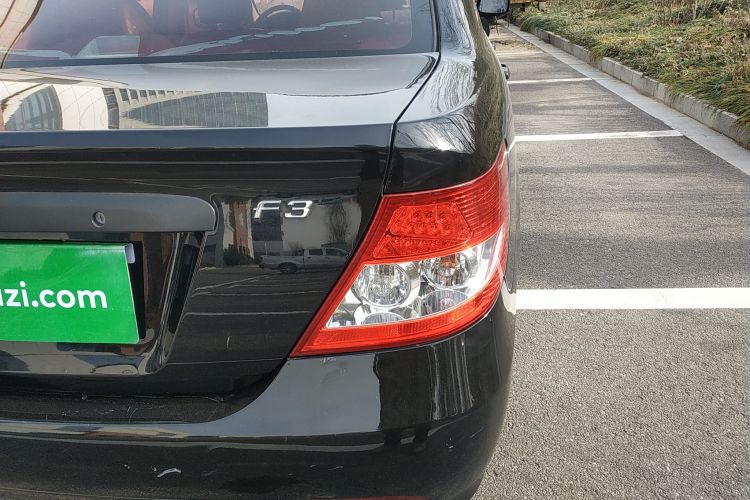 比亚迪F3 2018款 1.5L 手动经典型车身外观9