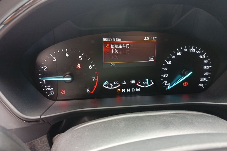 福特 福克斯 2020款 三厢 EcoBoost 180 自动ST Line中控内饰14