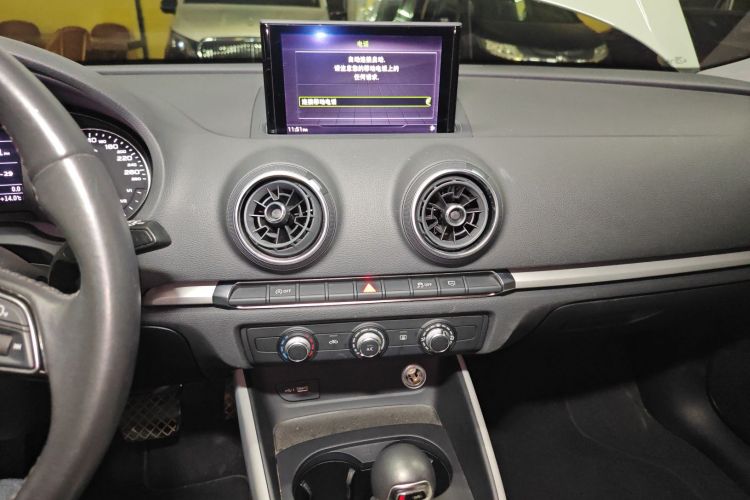 奥迪A3 2020款 Sportback 35 TFSI 进取型 国VI中控内饰16