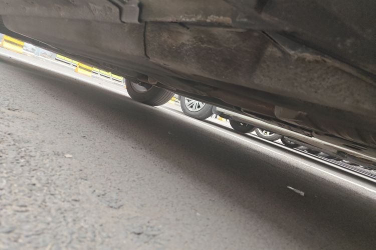 奥迪Q5 2016款 40 TFSI 技术型局部细节9003