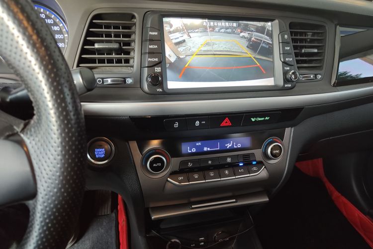 现代 名图 2017款 1.8L 自动智能型GLS 国V中控内饰16