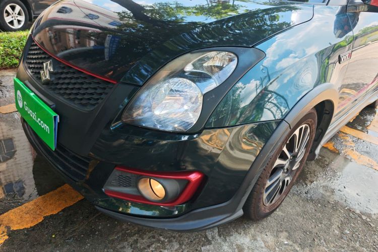 铃木 雨燕 2016款 1.5L 自动时尚型酷玩版局部细节36