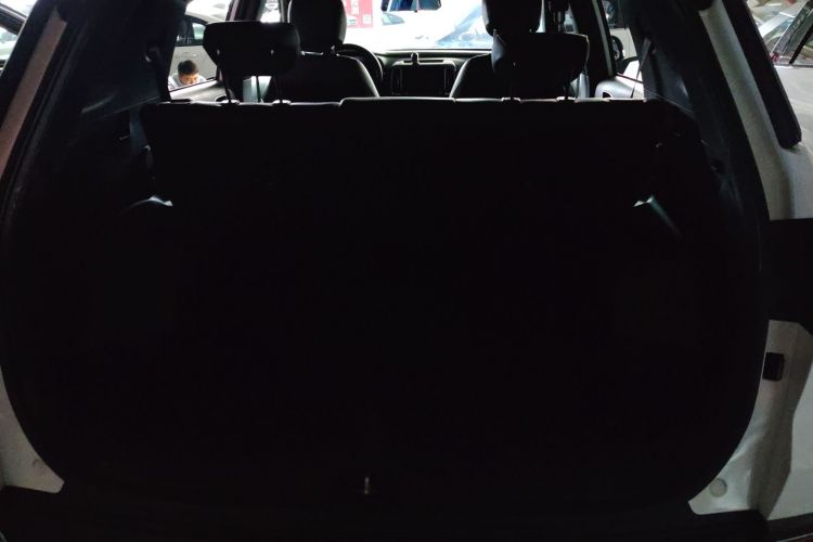 北京现代ix35 2019款 1.4T DCT两驱智勇·畅享版 国V机舱底盘23