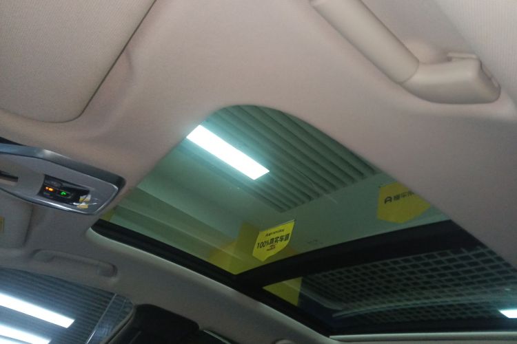 红旗H9 2024款 2.0T 旗畅 私享风尚版局部细节22