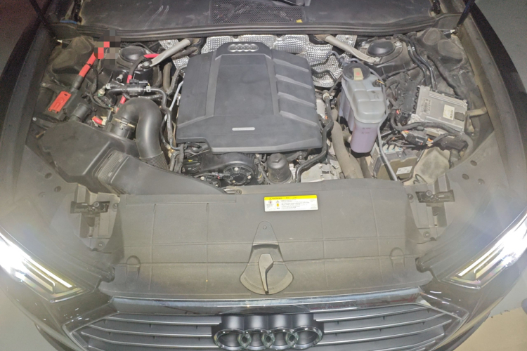 奥迪A6L 2019款 40 TFSI 豪华动感型局部细节24