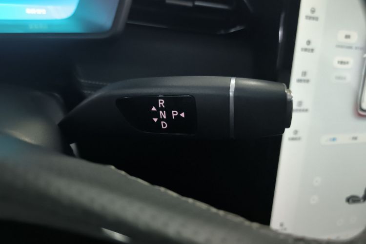 小鹏G3 2019款 尊享版中控内饰18