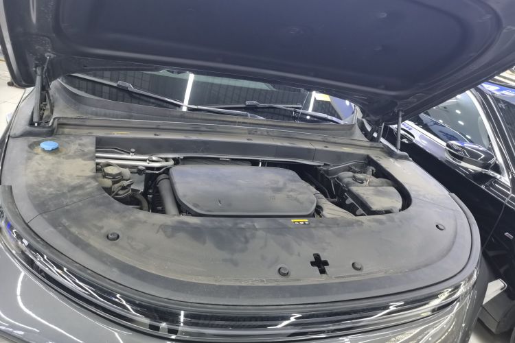 理想汽车 理想L6 2024款 Pro机舱底盘24