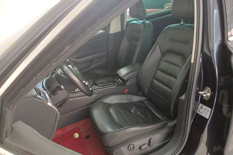 大众 辉昂 2018款 改款 380TSI 两驱商务版中控内饰19