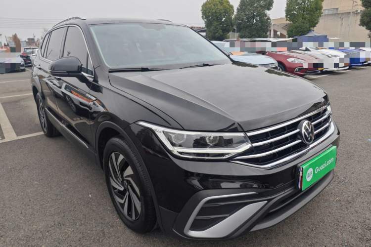 大众 途观L 2023款 改款 330TSI 自动两驱智享版车身外观3