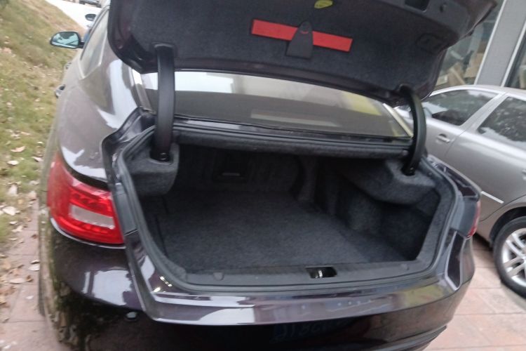 吉利汽车 博瑞 2015款 礼宾限量版 1.8T 典藏型机舱底盘23