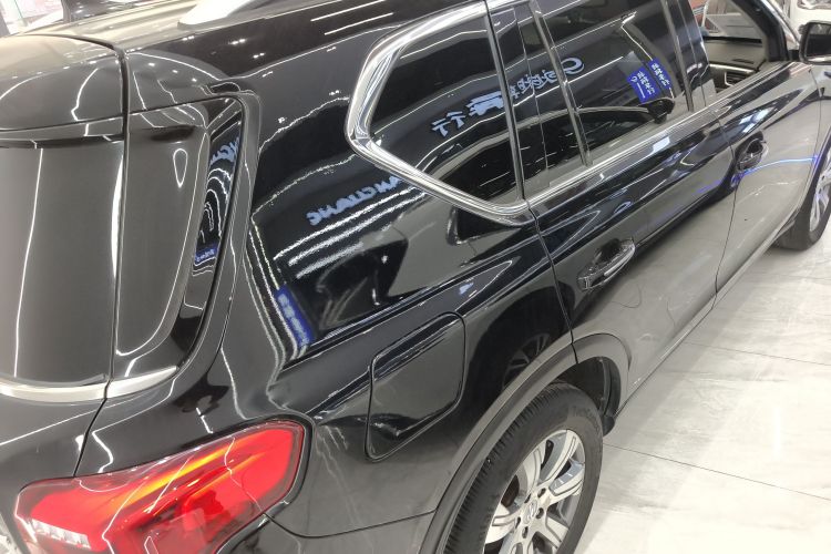 广汽传祺 传祺GS7 2017款 320T 两驱豪华智联型车身外观6005