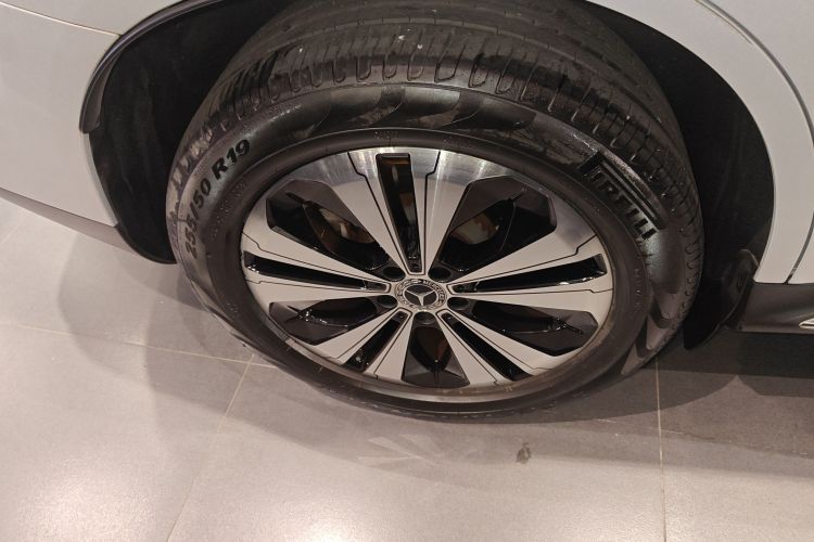 奔驰EQC 2022款 改款 EQC 350 4MATIC车身外观6008