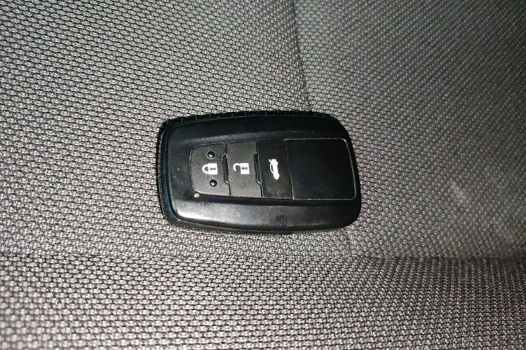 丰田 卡罗拉 2021款 1.2T S-CVT 精英版中控内饰11