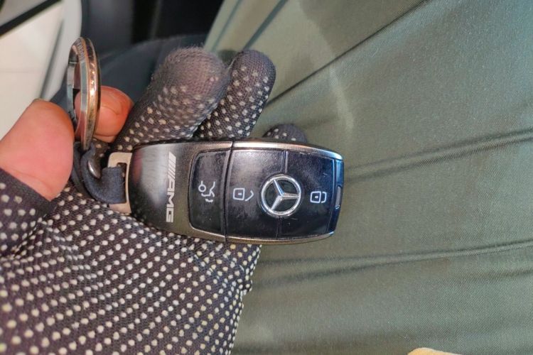 奔驰GLE AMG 2020款 AMG GLE 53 4MATIC+中控内饰7001