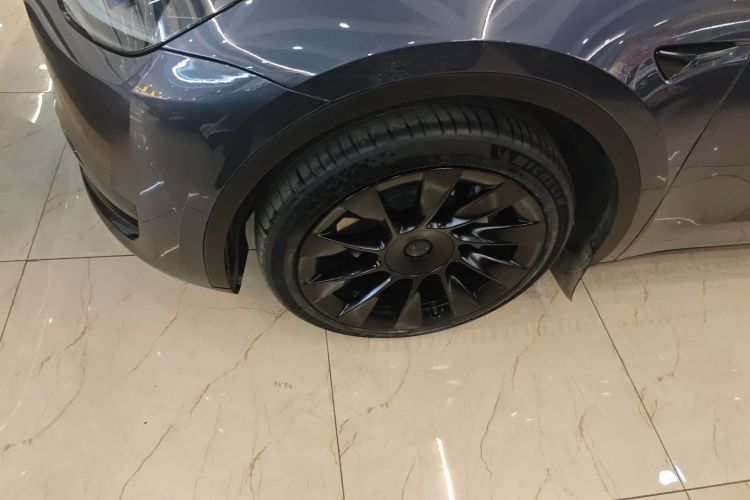 特斯拉 Model Y 2022款 改款 后轮驱动版车身外观6007