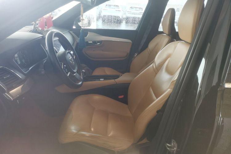 沃尔沃XC90 2019款 T5 智逸版 5座 国VI中控内饰19