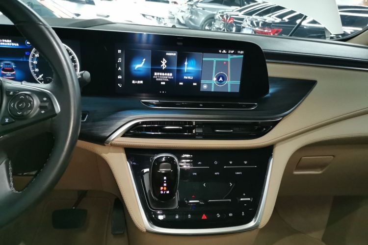 别克GL8 2020款 ES陆尊 653T 尊享型中控内饰16