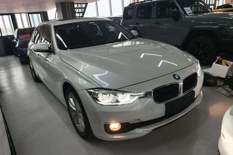 宝马3系 2017款 320Li 时尚型车身外观3