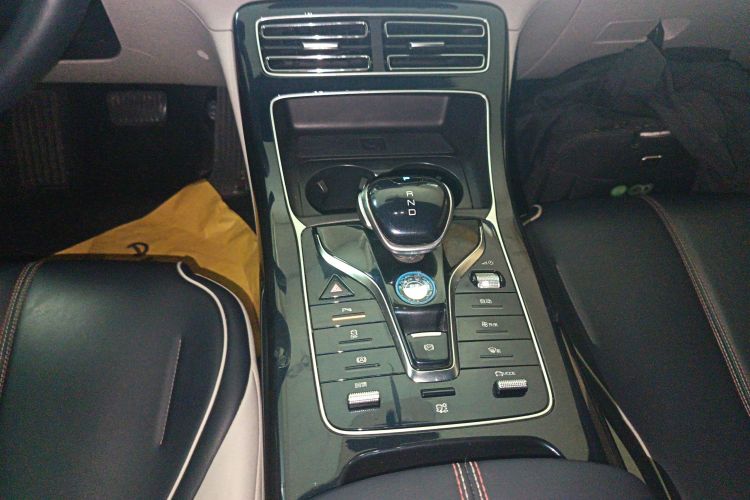 比亚迪 秦PLUS 2021款 EV 400KM 豪华型局部细节18