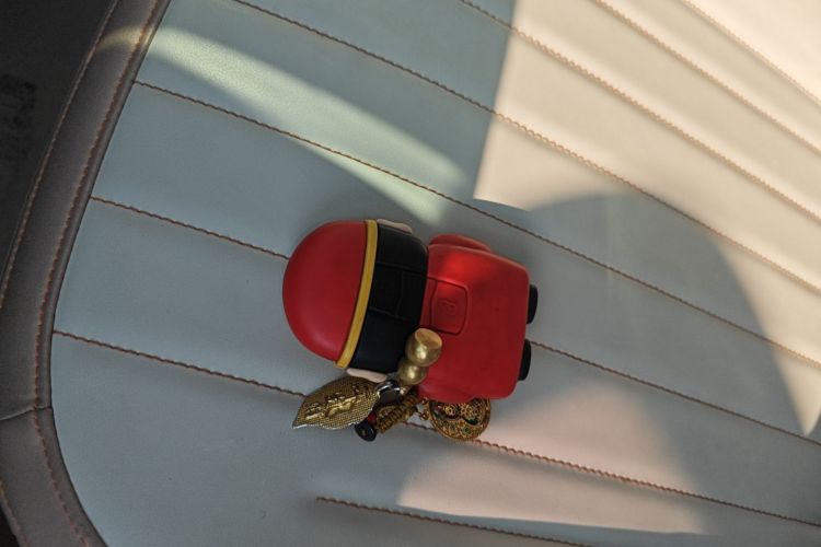 吉利银河 2023款 熊猫mini 200km 灵动熊中控内饰7001