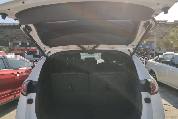 腾势X 2020款 PHEV经典版机舱底盘23