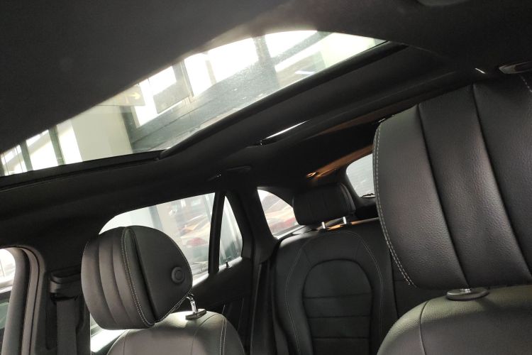 奔驰GLC 2017款 GLC 260 4MATIC 豪华型中控内饰22