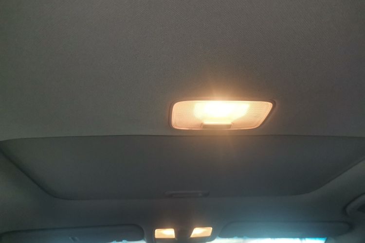 现代 朗动 2015款 1.6L 自动领先型局部细节22