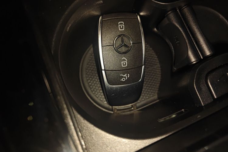 奔驰GLB 2020款 GLB 180 时尚型中控内饰7001