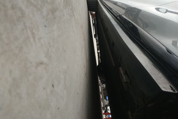 比亚迪 汉L 2025款 EV 四驱激光雷达旗舰型局部细节9002