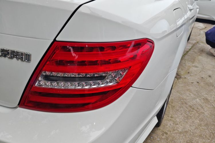 奔驰C级 2013款 C 260 时尚型 Grand Edition车身外观6006