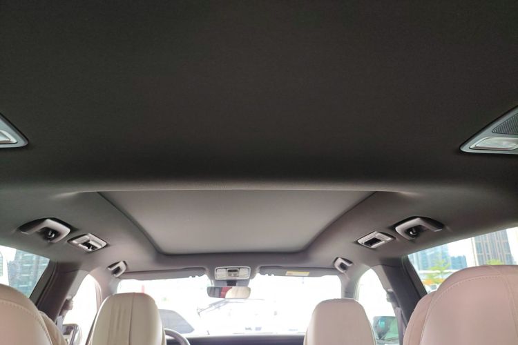 理想汽车 理想ONE 2021款 增程6座版局部细节22