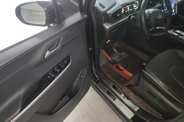 现代 库斯途 2021款 270TGDi 尊贵版 LUX中控内饰7002