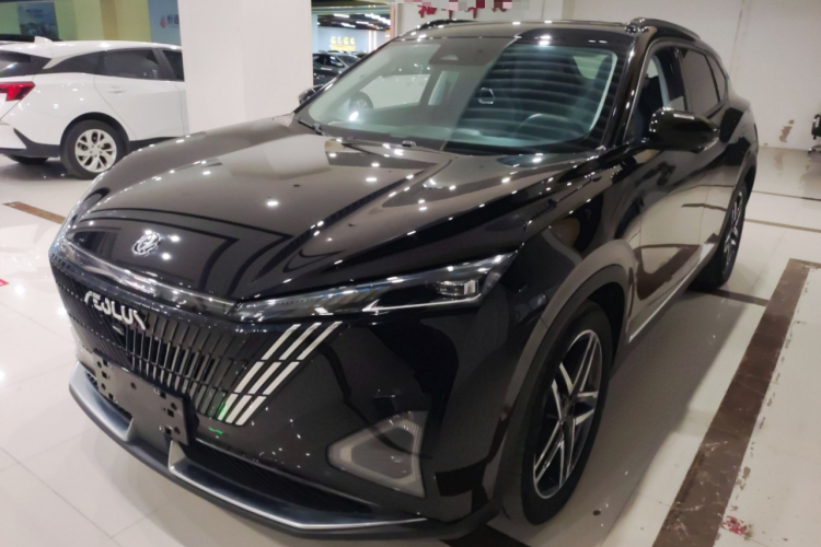 东风风神 皓瀚 2023款 DH-i 1.5T 尊贵版车身外观1