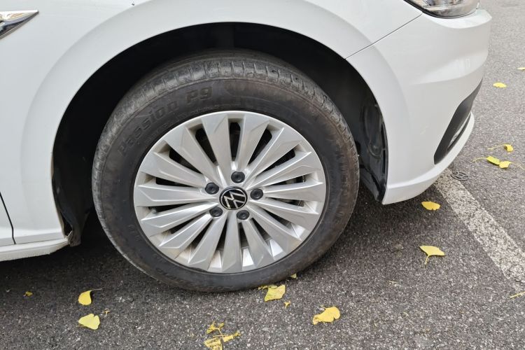 大众 朗逸 2021款 1.5L 自动舒适版车身外观10