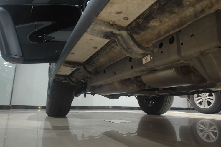 坦克300 2023款 越野版 2.0T 征服者局部细节9001