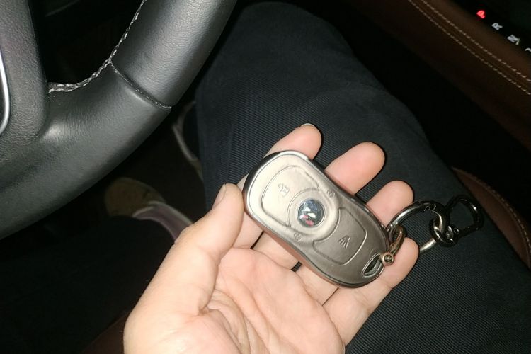 别克 昂科威 2021款 532T 两驱精英型中控内饰7001