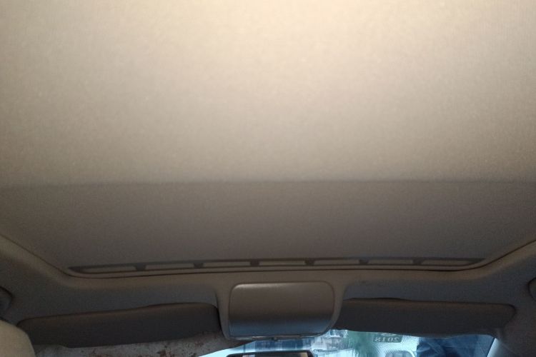 大众 Polo 2011款 1.4L 手动致尚版中控内饰22