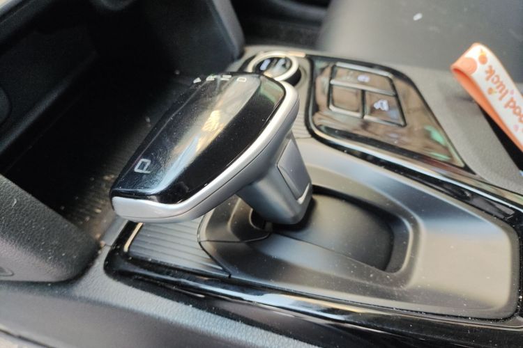 北京现代ix35 2021款 240TGDi DCT两驱GLS领先版中控内饰18